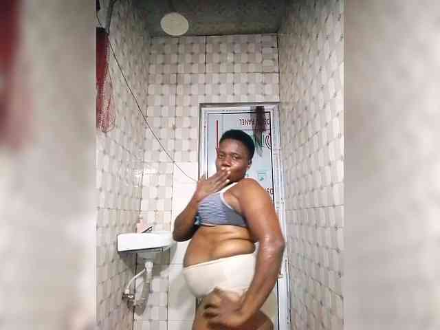 SweetNigeriaBabe webcam