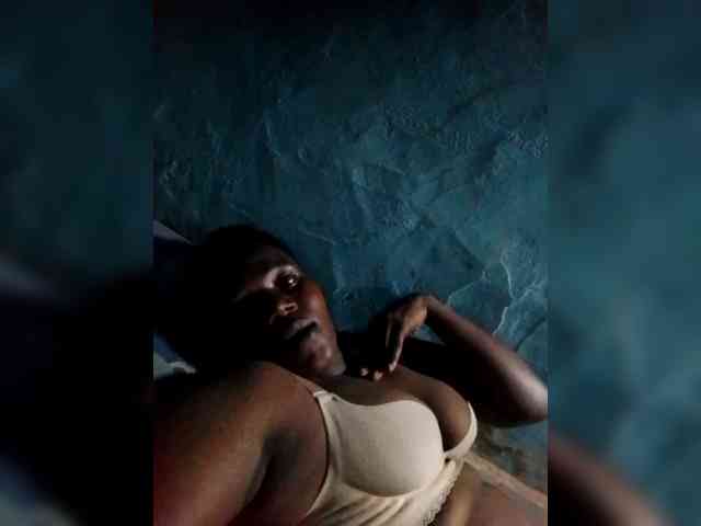 SweetNigeriaBabe webcam