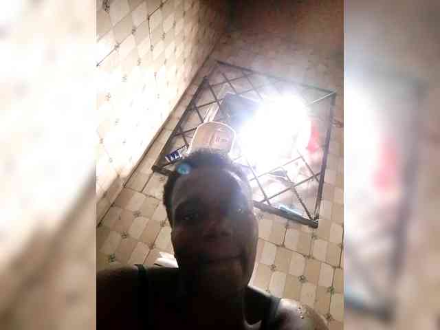 SweetNigeriaBabe webcam