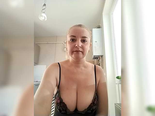 Diana777Star's BongaCams show and profile