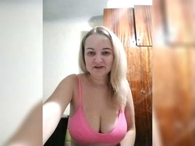 Diana777Star's BongaCams show and profile