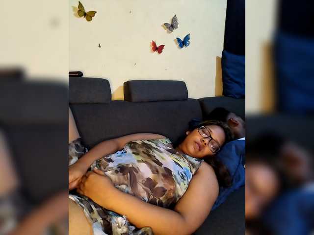 Onecutecouple's BongaCams show and profile