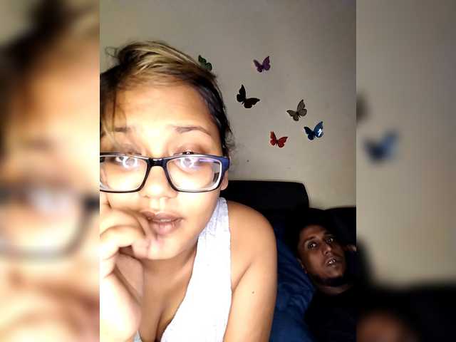 Onecutecouple's BongaCams show and profile