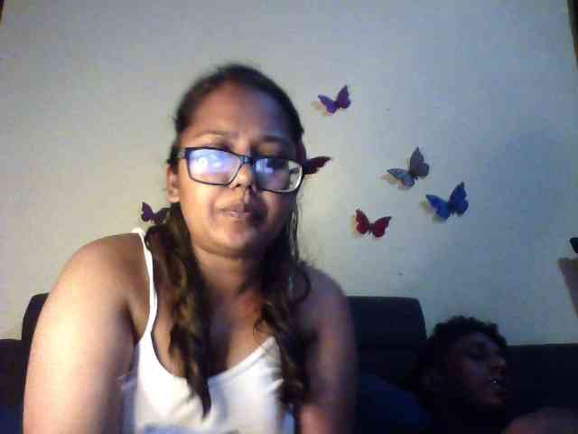 Onecutecouple webcam