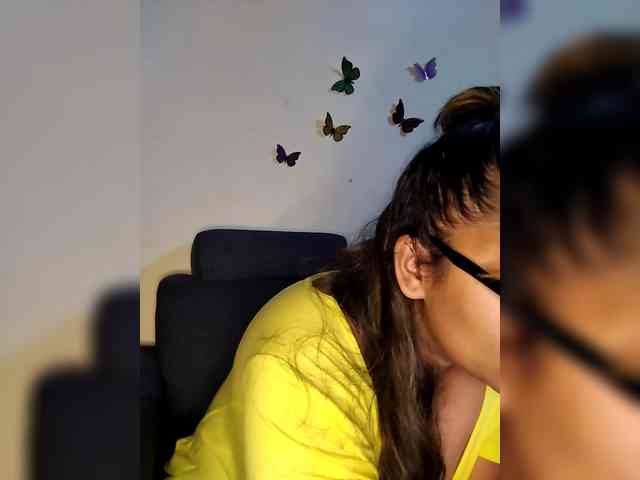 Onecutecouple webcam