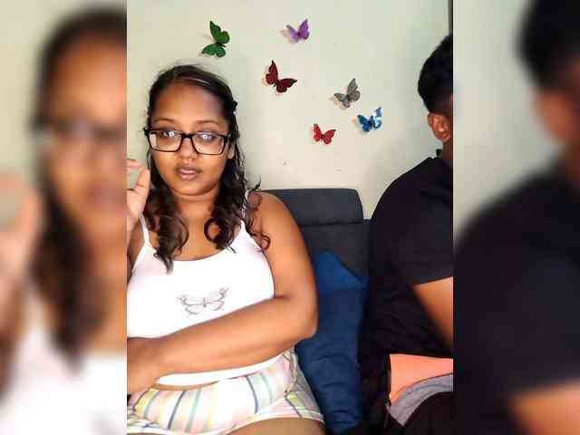 Onecutecouple webcam