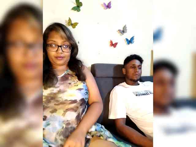 Onecutecouple webcam