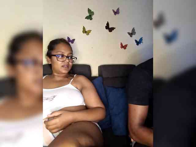 Onecutecouple webcam