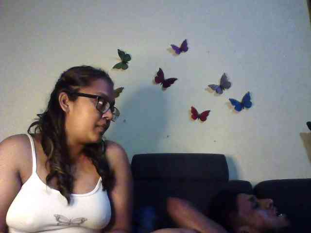 Onecutecouple webcam