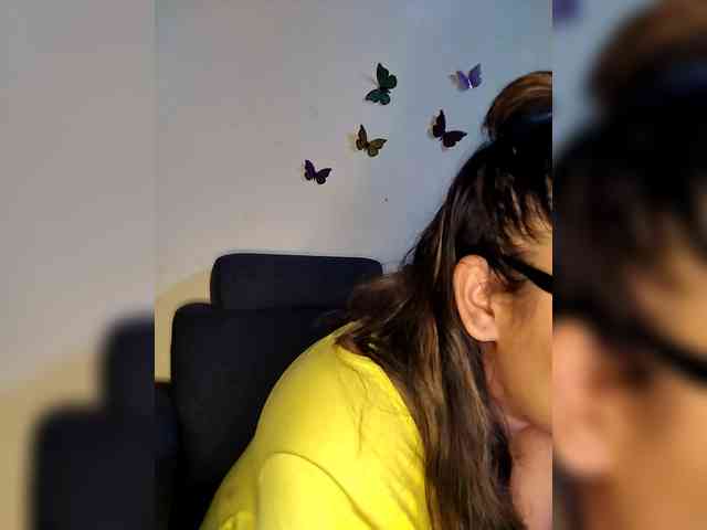 Onecutecouple webcam