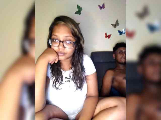 Onecutecouple webcam