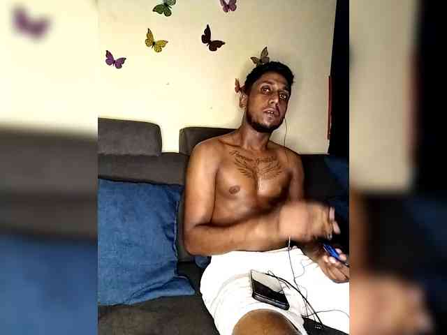 Onecutecouple webcam