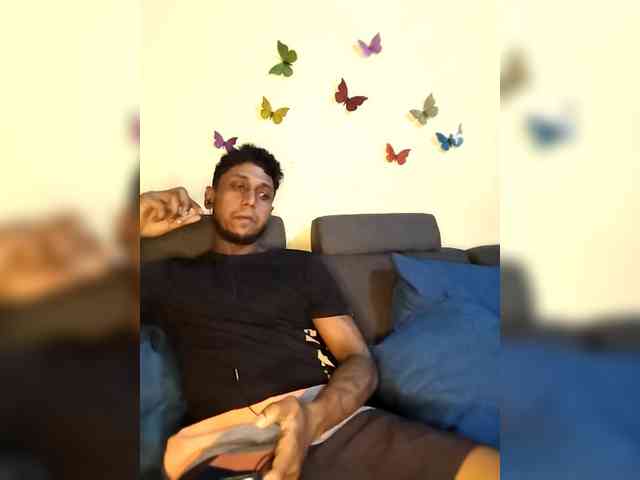 Onecutecouple webcam