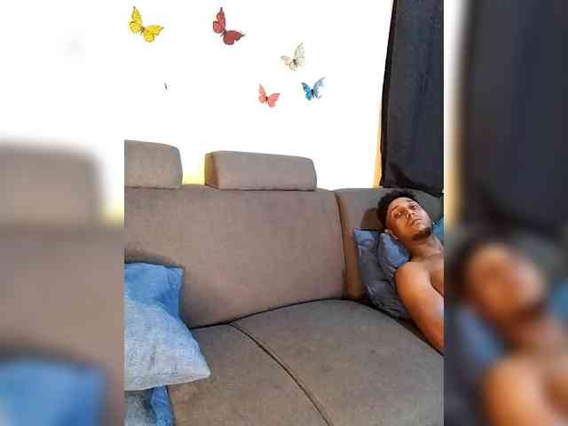 Onecutecouple webcam