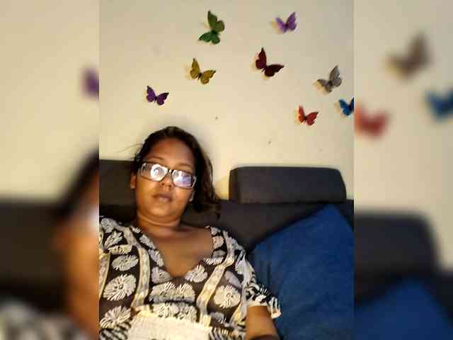 Onecutecouple webcam