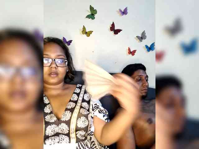 Onecutecouple webcam