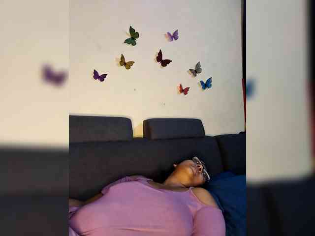 Onecutecouple webcam