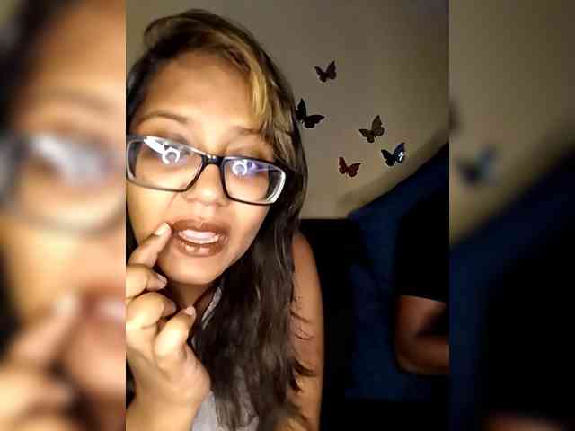 Onecutecouple webcam