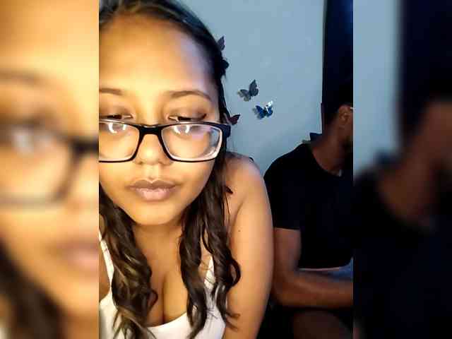 Onecutecouple webcam