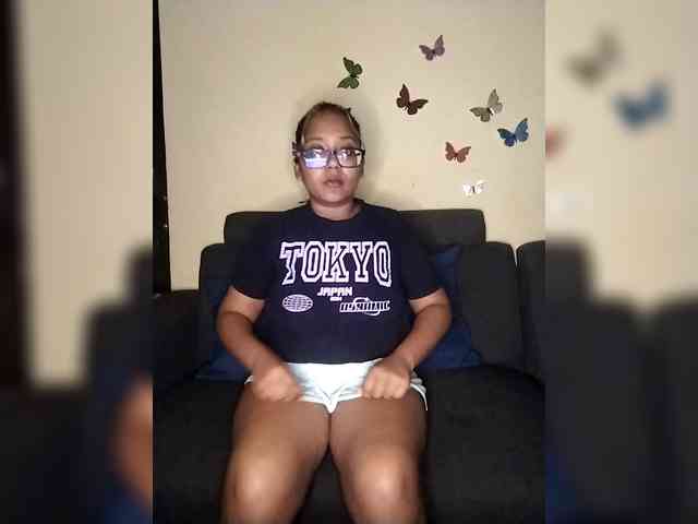 Onecutecouple webcam