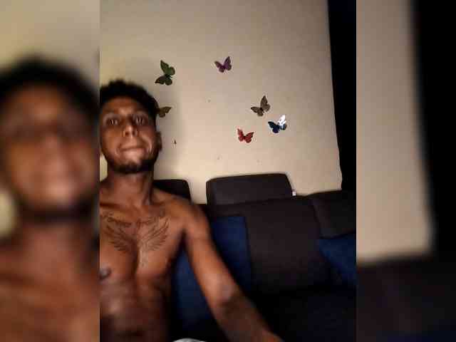 Onecutecouple webcam