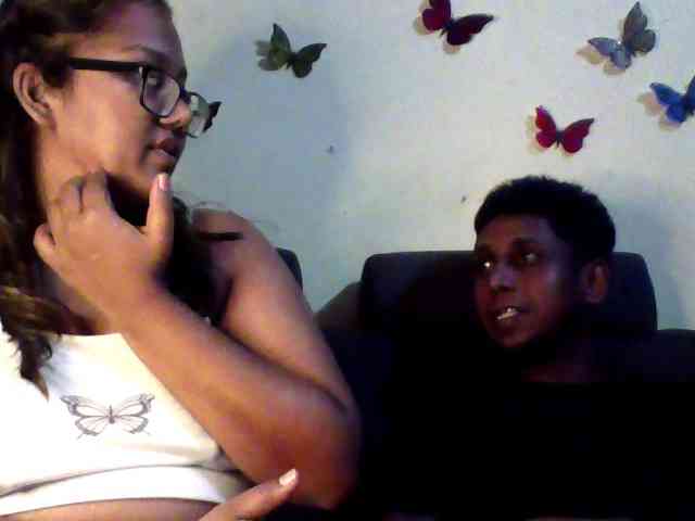 Onecutecouple webcam