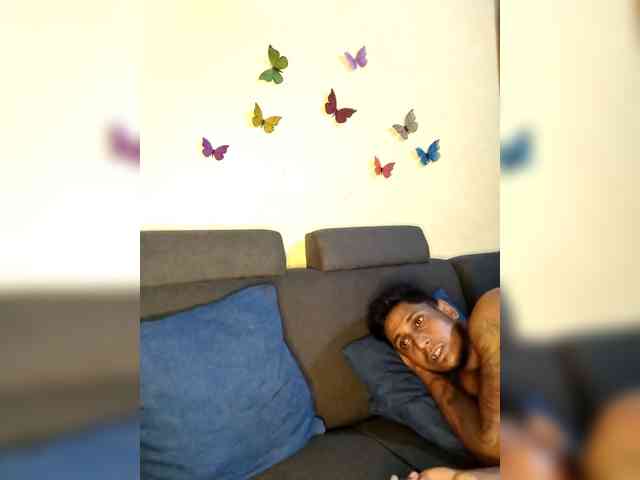 Onecutecouple webcam