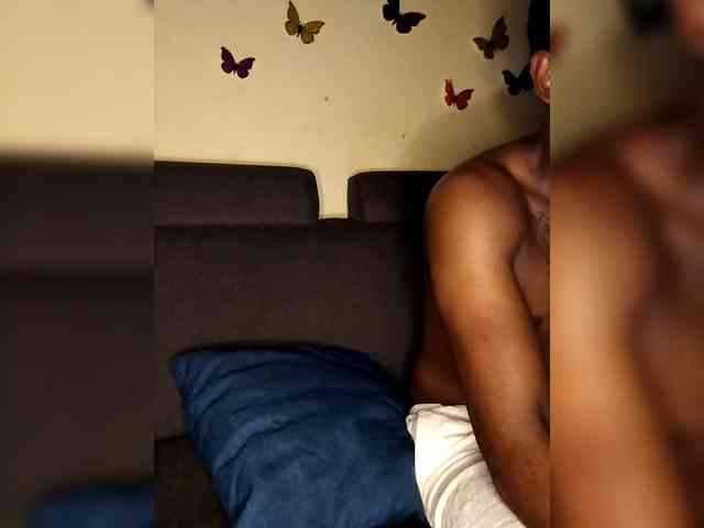 Onecutecouple webcam