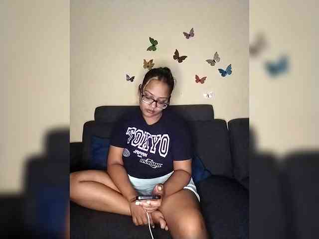 Onecutecouple webcam