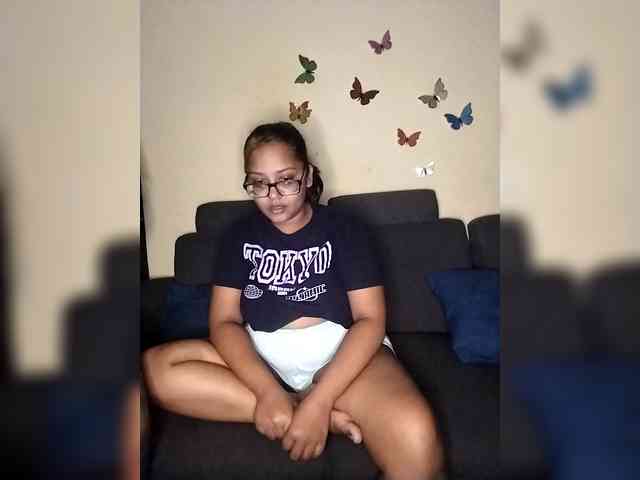 Onecutecouple webcam