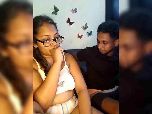 Onecutecouple webcam