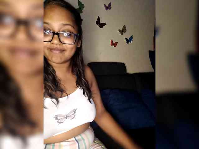 Onecutecouple webcam