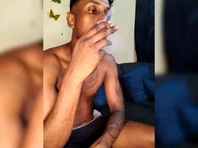 Onecutecouple webcam