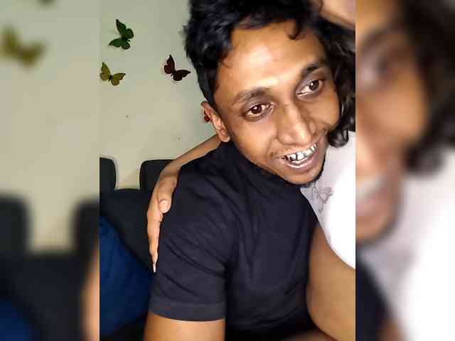 Onecutecouple webcam