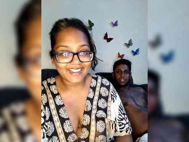 Onecutecouple webcam