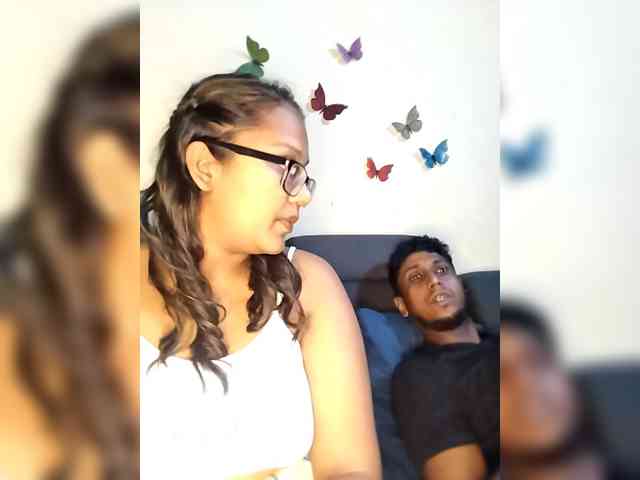 Onecutecouple webcam