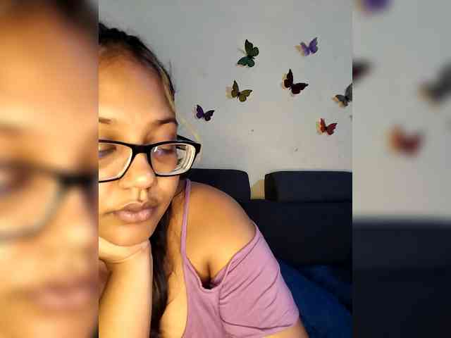 Onecutecouple webcam