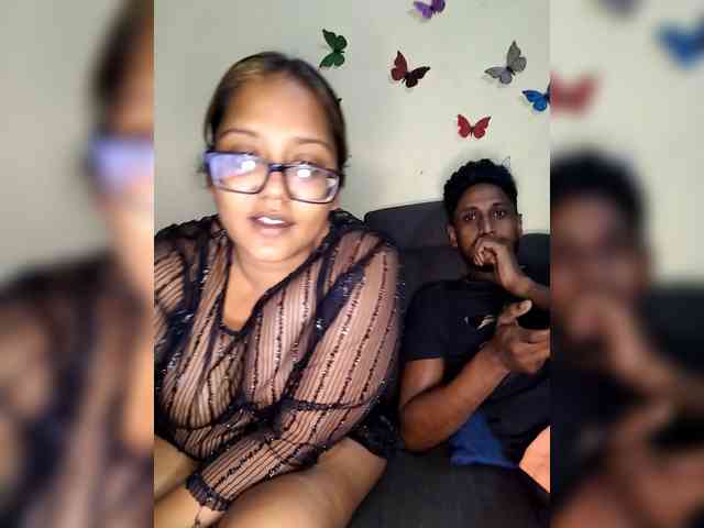 Onecutecouple webcam