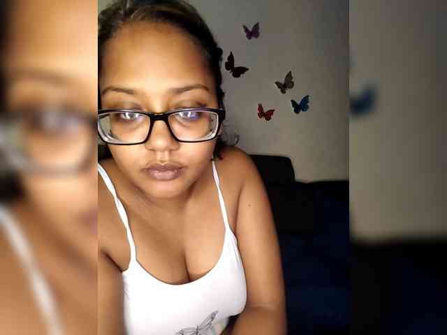 Onecutecouple webcam