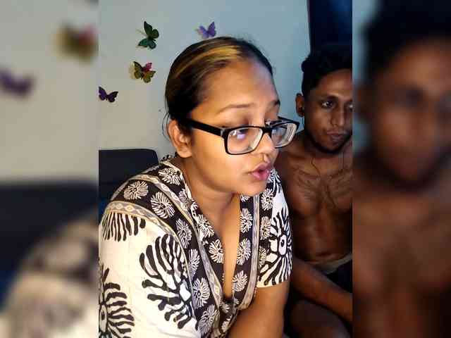 Onecutecouple webcam