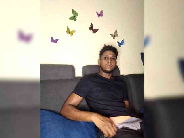 Onecutecouple webcam