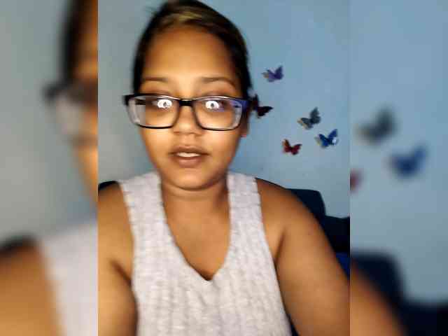 Onecutecouple webcam