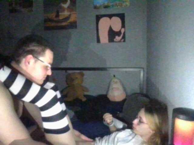 Zero-One's BongaCams show and profile