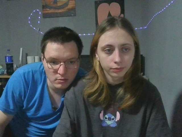 Zero-One's BongaCams show and profile