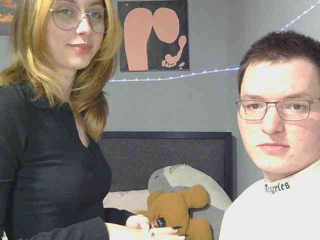Zero-One Live Webcam on BongaCams