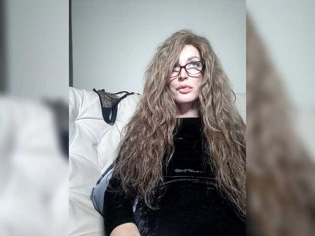 Profile and Statistics for Marmeladna on BongaCams