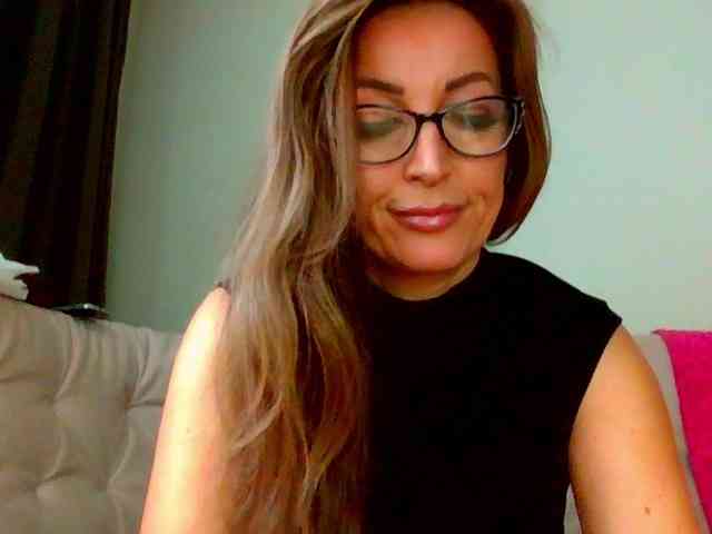 Marmeladna Live Webcam on BongaCams