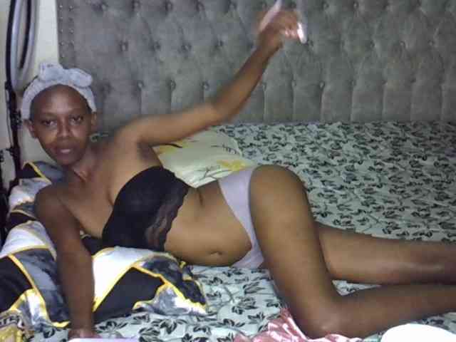 quin254 Live Webcam on BongaCams