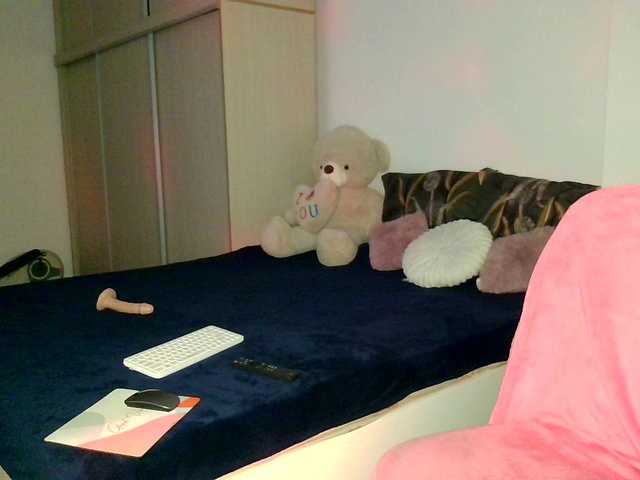 BlondyMira's BongaCams show and profile