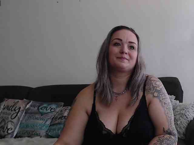 blondeWeronique webcam